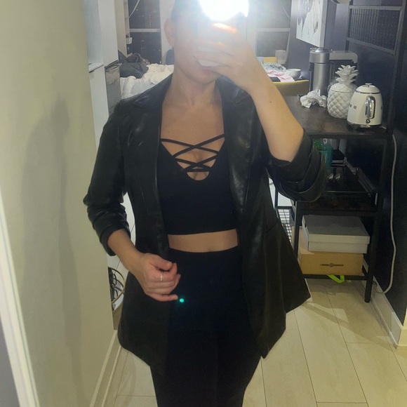 Black faux leather blazer - Picture 2 of 4